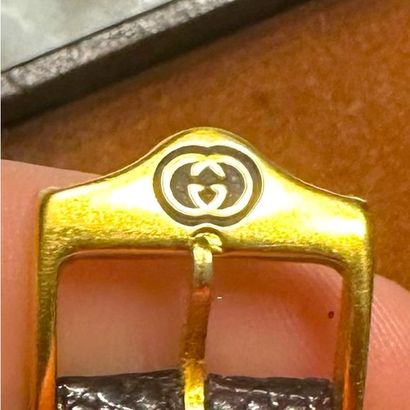 Men’s Vintage 3000m Gucci Gold Plated Quartz Wrist Watch - Picture 4 of 9